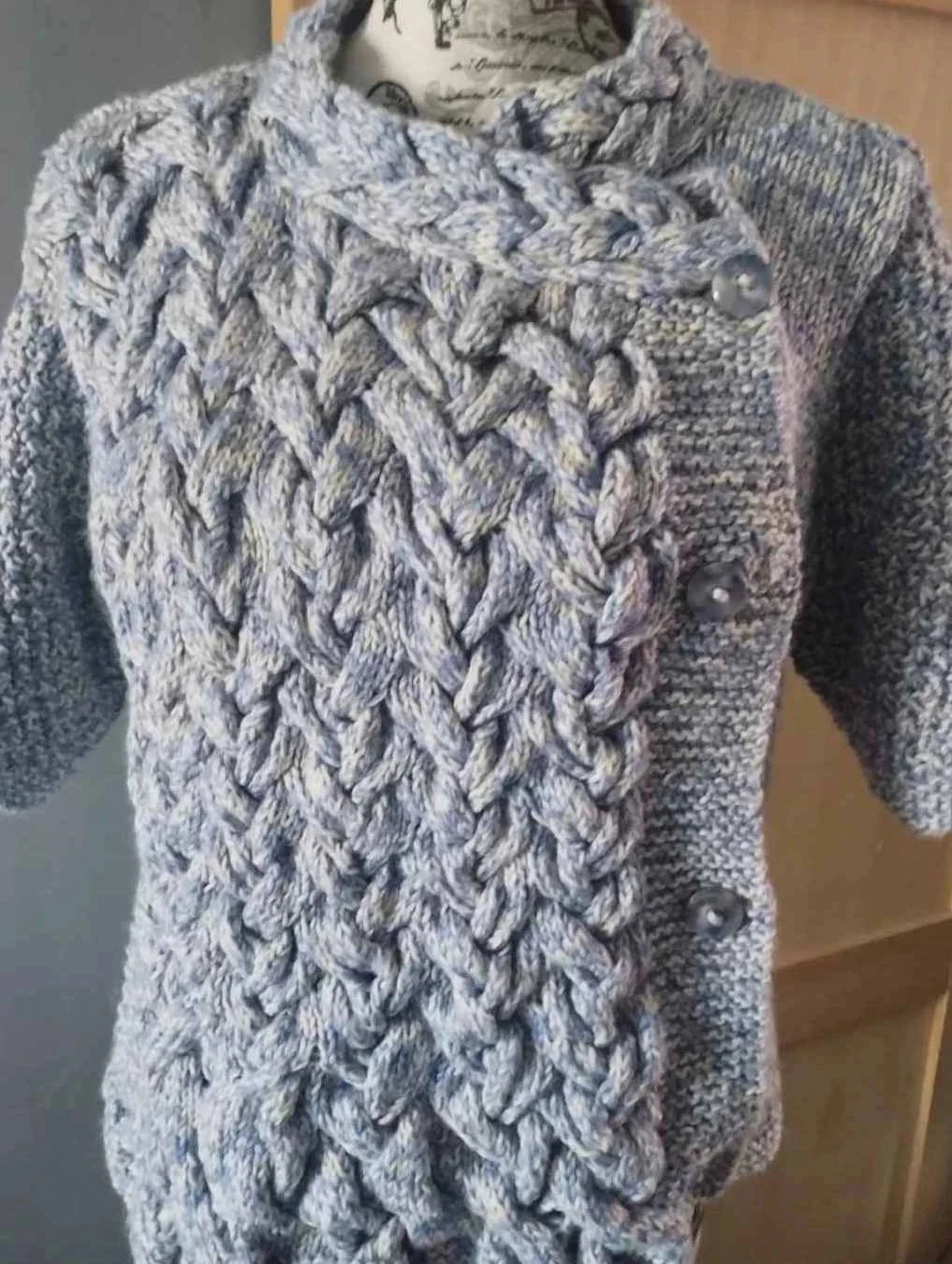 Cardigan bleu clair/crème, laine, Fait main T38//40